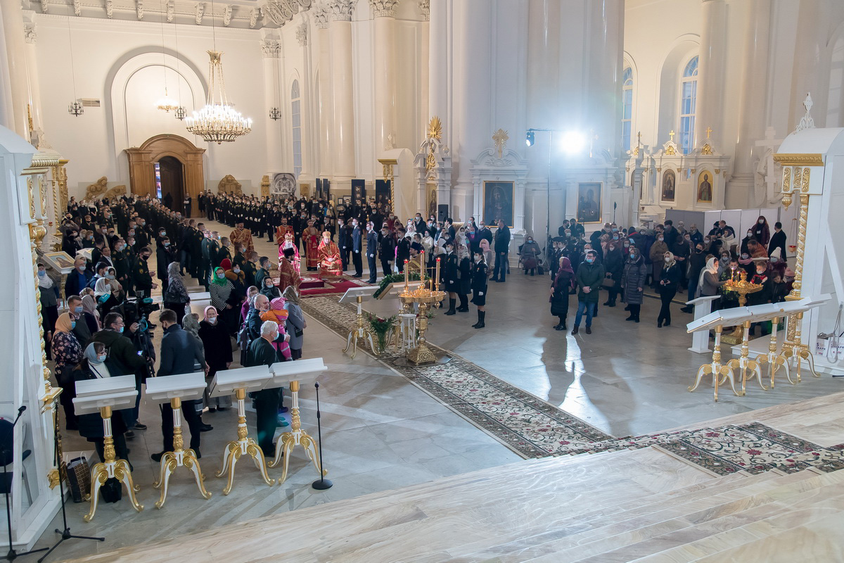 Директор ГИ Н.И. Алмазова награждена Почетным знаком святой Татианы