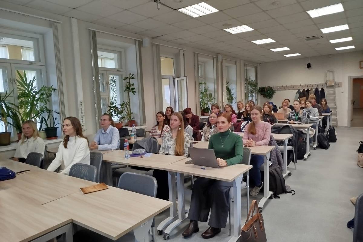 Круглый стол к Международному дню перевода