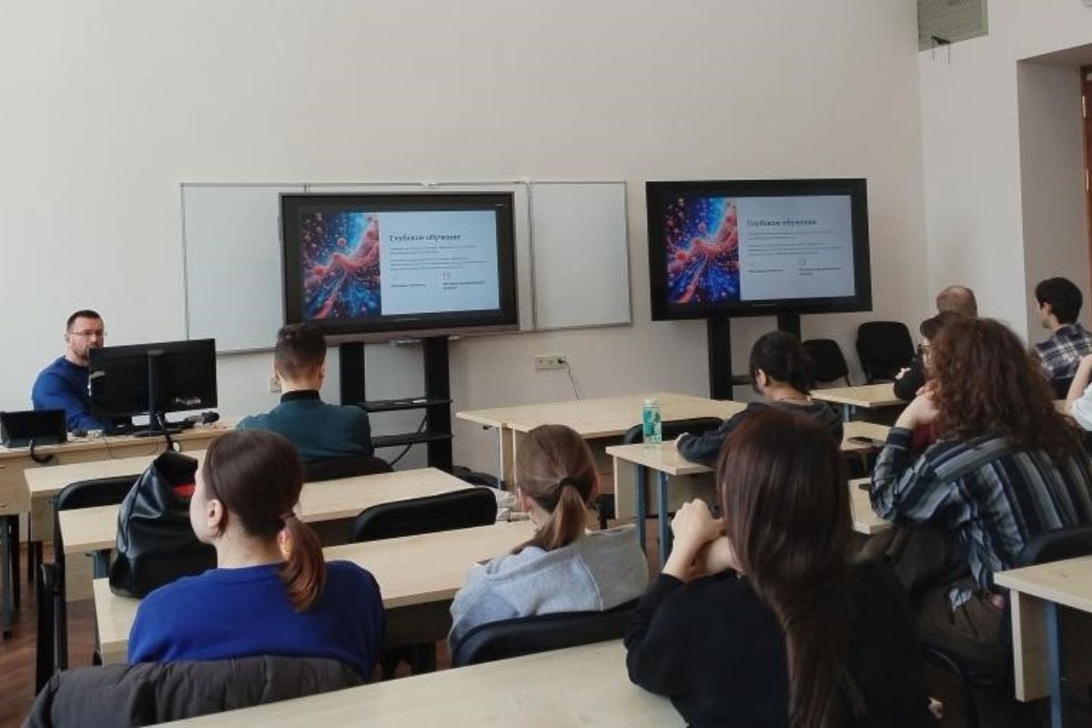 Три научных коллектива Гуманитарного института СПбПУ стали победителями конкурса грантов Российского научного фонда