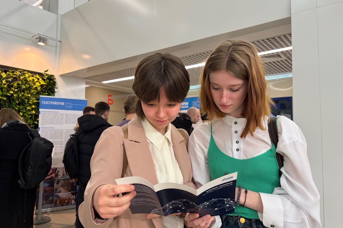 Ярмарка вакансий в Политехе: гуманитарии открыли для себя возможности ПАО «Газпром»