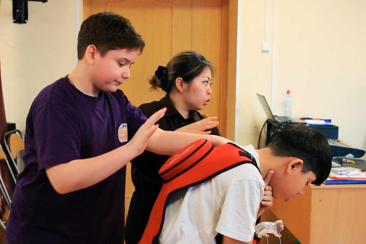 Политех дарит тепло: благотворительный мастер-класс «Знакомство с профессией медицинского работника» 